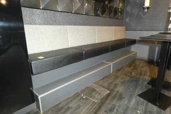 Sitzbank Maße in cm ca. 420 cm lang